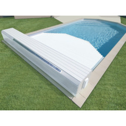 e-Playa Solar solar powered cover with coated frame