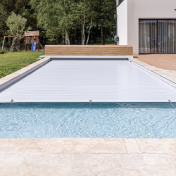 e-Playa Classic stylish coated frame pool cover